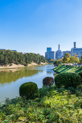 内堀通り 桜田濠の風景