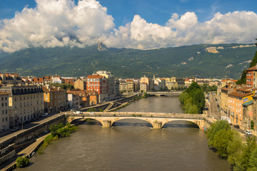 Obraz premium Grenoblois River