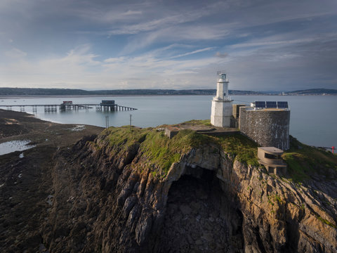 Bob's Cave is found at the tip of Mumbles Head under the lighthouse, it's named after a member of the Mumbles Lifeboat crew, Bob Jenkins, who sheltered here two days after a tragic rescue attempt