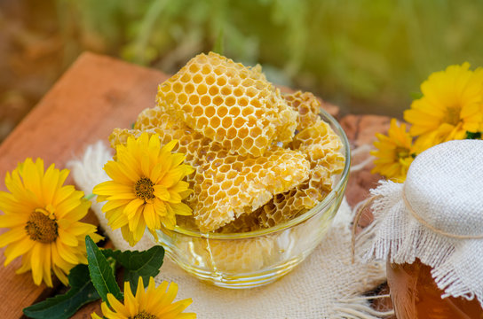 Sweet honeycomb bee products