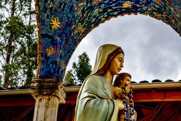 Santurio de Polloc Enca&ntilde;ada  Cajamarca Per&uacute; Italia en los anDES