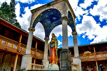 Santurio de Polloc Enca&ntilde;ada  Cajamarca Per&uacute; Italia en los anDES