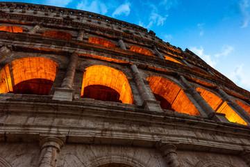 Coliseo Romano en Italia, destino tusistico mundial.