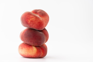 Fresh organic saturn peaches © Julia Fateyeva