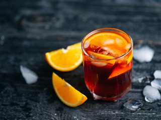 Negroni cocktail with orange slices