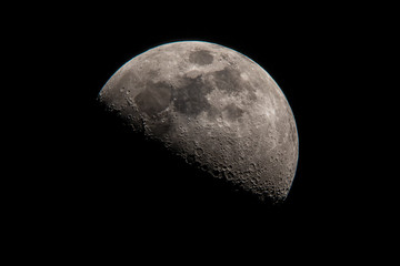 Lua Magnífica © Lucas