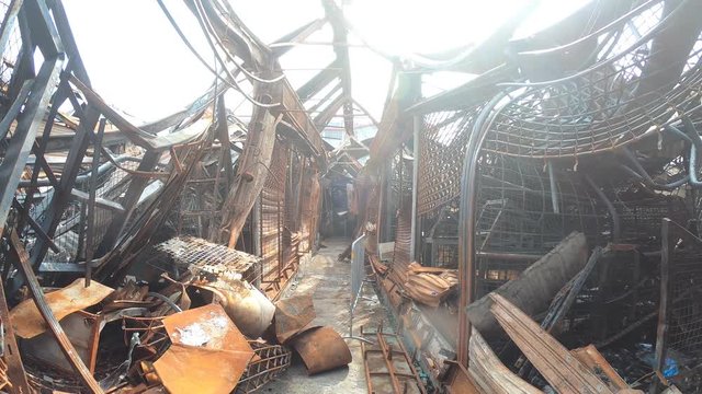 4K After the fire Chatuchak weekend market iron rush Rusted steel mesh accident insurance business market