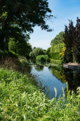 Fototapeta na wymiar canal in fortified city Vianen. The Netherlands