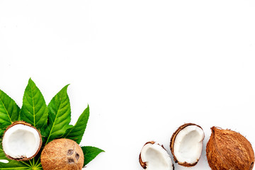 Fototapeta na wymiar natural coconut to make organic cosmetics on white background top view space for text