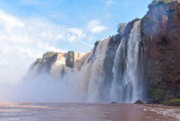 Cataratas de Iguazú, vista desde el agua