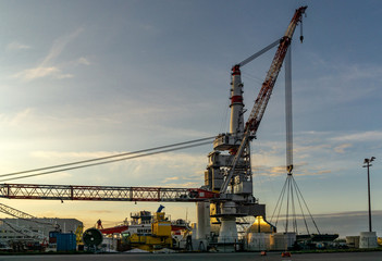 Fototapeta na wymiar cranes in port of rostock