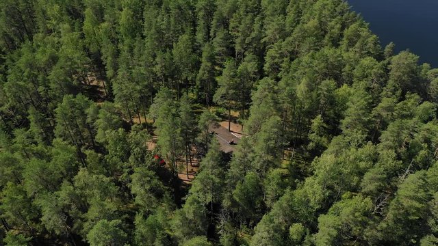 H&auml;user in Finnland aus der Luft gefilmt