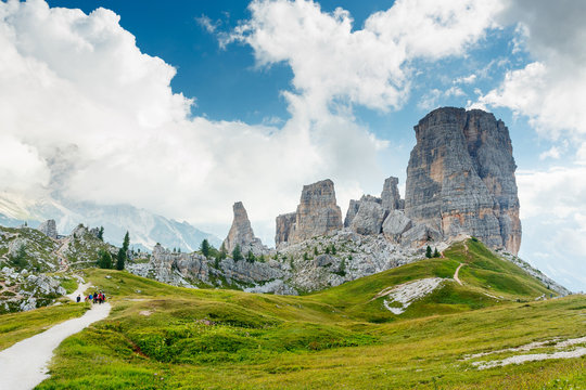 Cinque Torri in italian Alps