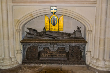 Intérieur cathédrale Saint-Corentin à Quimper.
