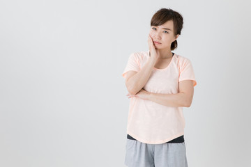 スポーツウェアの女性