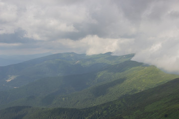 Naklejka premium Trekking in the Carpathians, Hike to the border between Ukraine and Romania from Pop Ivan Marmarassky to Pop Ivan Chernogorsky.
