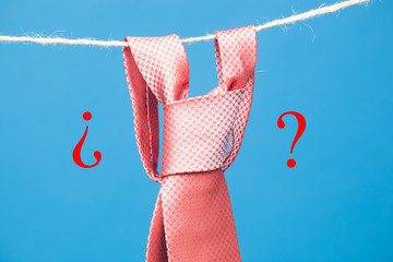 Nudos clásicos de corbata. Corbata símbolo de elegancia. La corbata forma parte de la...