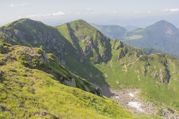 Trekking in the Carpathians, Hike to the border between Ukraine and Romania from Pop Ivan Marmarassky to Pop Ivan Chernogorsky.