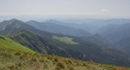 Trekking in the Carpathians, Hike to the border between Ukraine and Romania from Pop Ivan Marmarassky to Pop Ivan Chernogorsky.