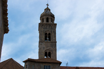 Fototapeta na wymiar tower of the church in old town dubrovnik