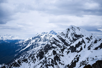Fototapeta premium mountains with snow peaks 