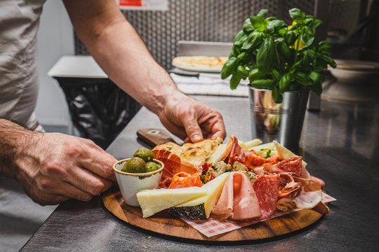 Italian selection of cold cuts ("Tagliere")