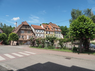 Fototapeta na wymiar Wissembourg - Weißenburg – Weisseburch - im Elsass - mit mittelalterlichem Stadtkern