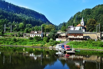 Fototapeta na wymiar Czech Republic-view of the village Dolni Zleb