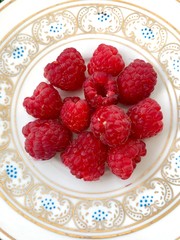 raspberries in a bowl
