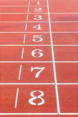 running track with numbers