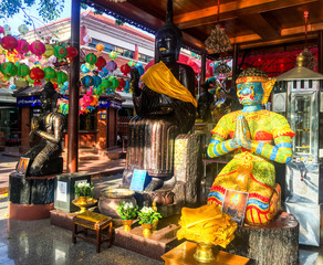 Estatua budista de un templo en Tailandia