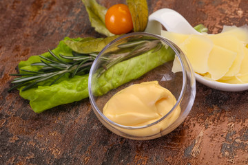 Cheese sauce in the bowl