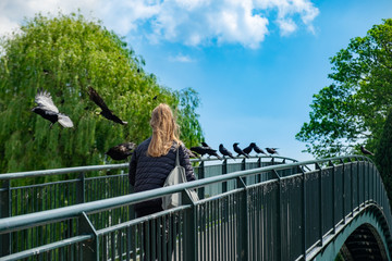 Obraz premium woman on the bridge