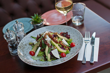 Cafe Salad