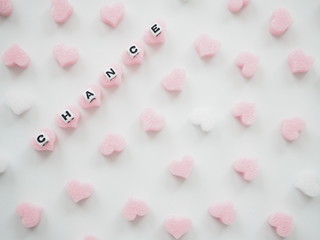 たくさんのハートとチャンスの単語