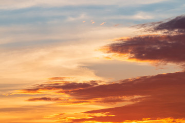 Fototapeta premium colorful dramatic sky with cloud at sunset.
