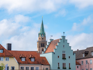 Fototapeta na wymiar Stadtkirche von Neumarkt in der Oberpfalz
