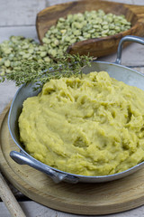 purée de pois cassés