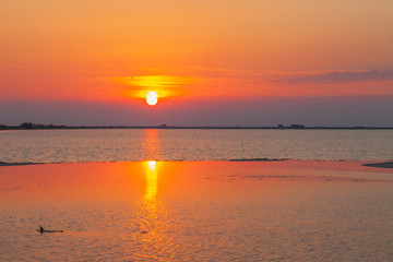 Naklejka premium sunset at sea: la can argue ,France 