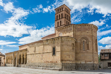 Romanesque church of San Lorenzo built at the beginning of the 12th century (Segovia, Spain) - obrazy, fototapety, plakaty
