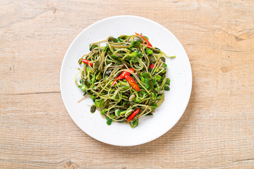 Fried Sunflower Sprout with Oyster Sauce