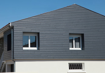 Bardage extérieur d'une maison
