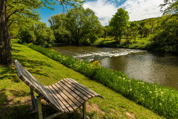 Die Ahr bei Bad Neuenahr-Ahrweiler