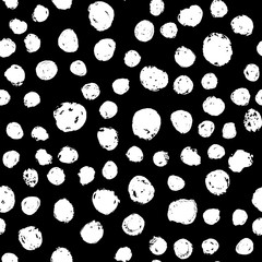 Hand drawn paint brush seamless pattern. Grunge circles. © smth.design