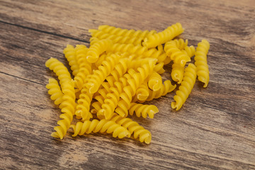 Raw Raw fusilly Italian pasta