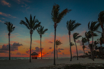 Obraz premium Idyllic Sunrise On The Caribbean Beach