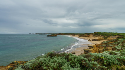 Kalkstein Küste im Port Campbell Nationalpark an der Great Ocean Road in Victoria Australien