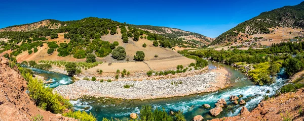 Zelfklevend Fotobehang Panorama of moroccan river Um Er-Rbia in Morocco © marketanovakova