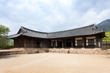 Fototapeta na wymiar Naganeupseong is a traditional Korean village in Suncheon-si, South Korea.