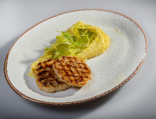 Chicken Cutlets With Mashed Potatoes